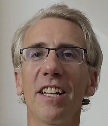 Dr. Paul Holleis